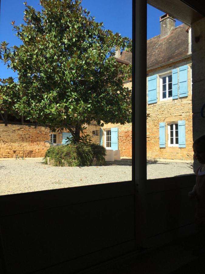 Gîte Dordogne Périgord Hautefort Extérieur photo